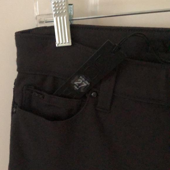 Joe’s - Picture 3 of 5